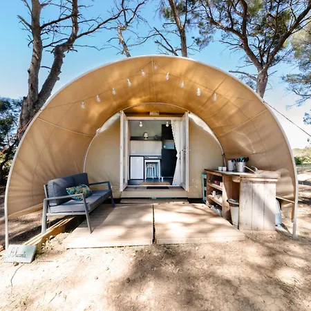 Campismo de Luxo Saint Paul Le Marseillais Tentes Equippees Hebergements Insolites Mèze